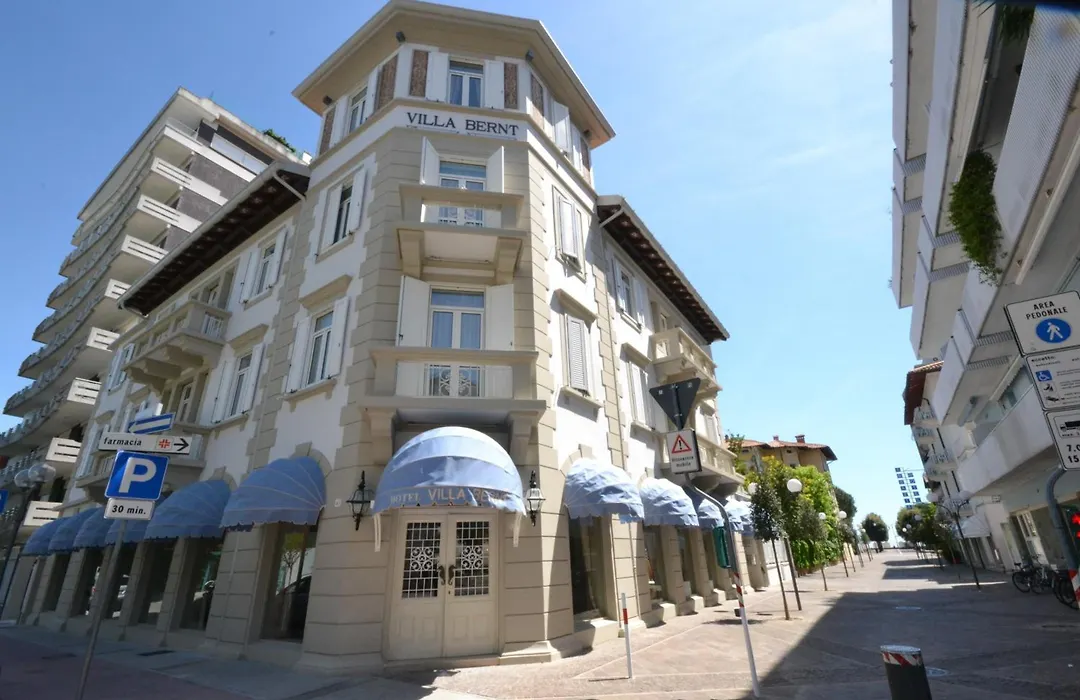 Hotel Villa Bernt-1
